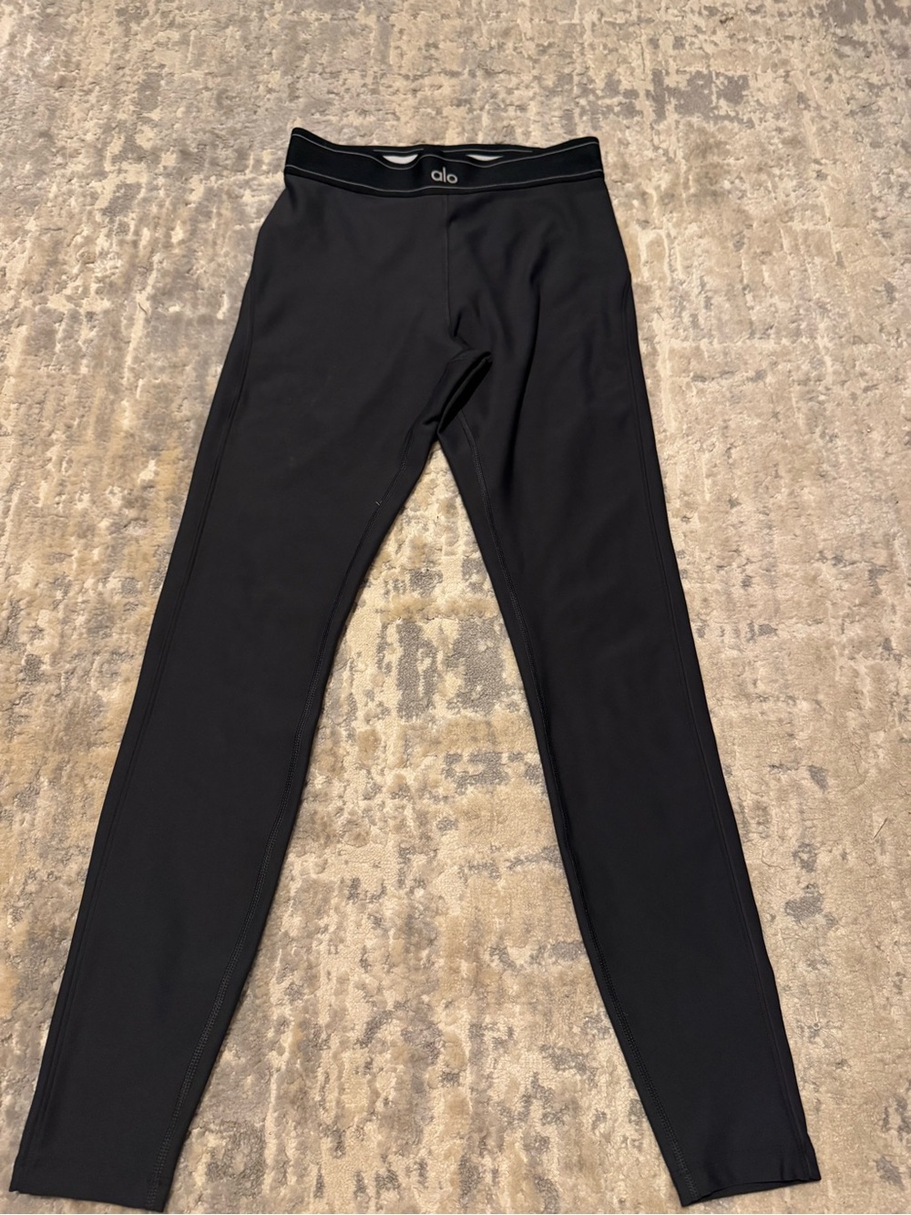 ALO Yoga Men’s Black Jogger Tights